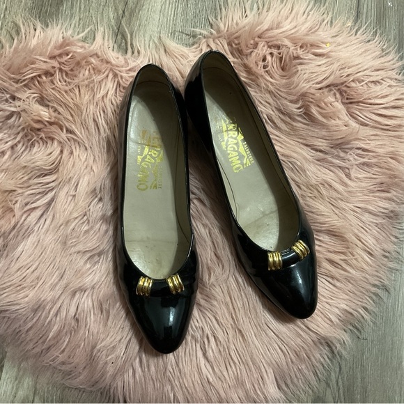 Salvatore Ferragamo Shoes - Salvatore Ferragamo VTG Black Size 9